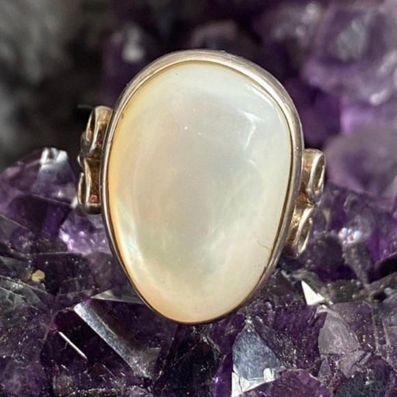 Rage | Jewelry | Vintage Mother Of Pearl Rage Sterling Silver Ring ...